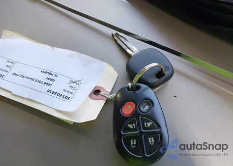 2006 Toyota Sienna Xle из США, поврежденный, VIN 5TDBA22C46S056795